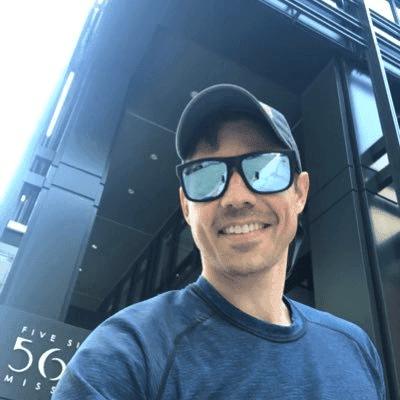 Mark Straub